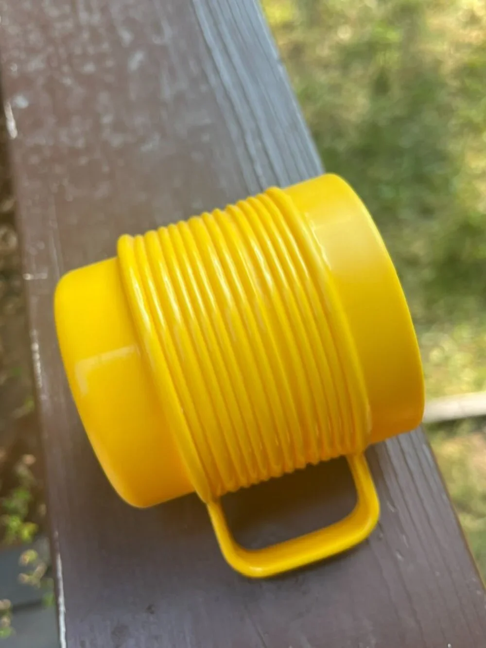 Vintage Retro 1970s Rubbermaid Yellow Ribbed Stackable Plastic Mugs Cups Set